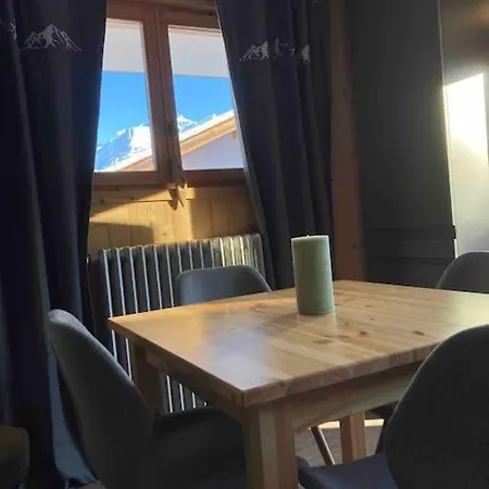 Renovated Flat Facing Mont Blanc Combloux
