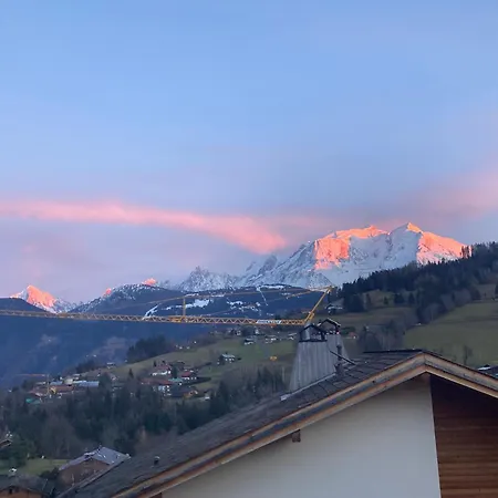 Spacious Flat Facing Mont Blanc * Combloux