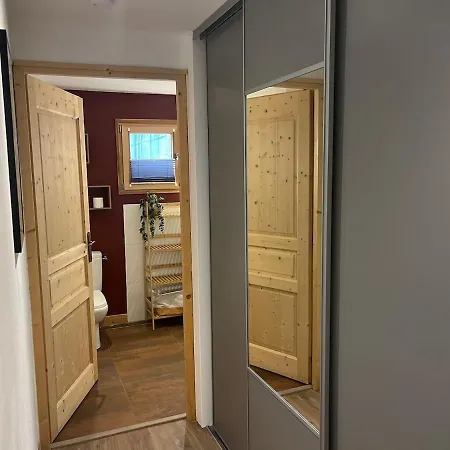 Spacious Flat Facing Mont Blanc Apartmán