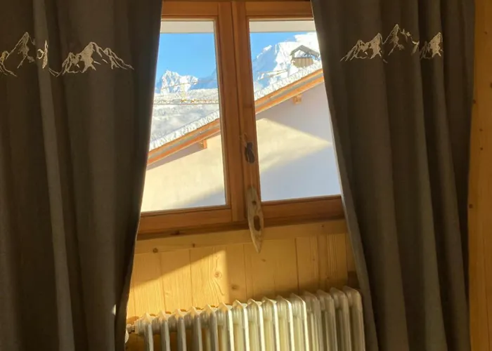 Renovated Flat Facing Mont Blanc *