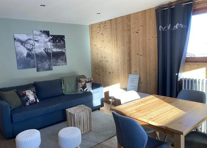 Renovated Flat Facing Mont Blanc * 孔布卢